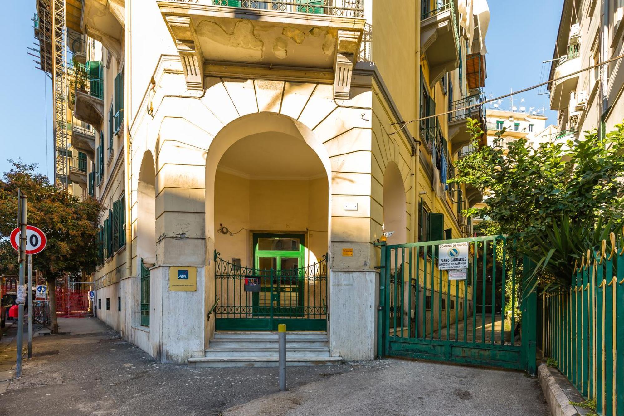 Arenella Family Apartment By Wonderful Italy Napoli Dış mekan fotoğraf